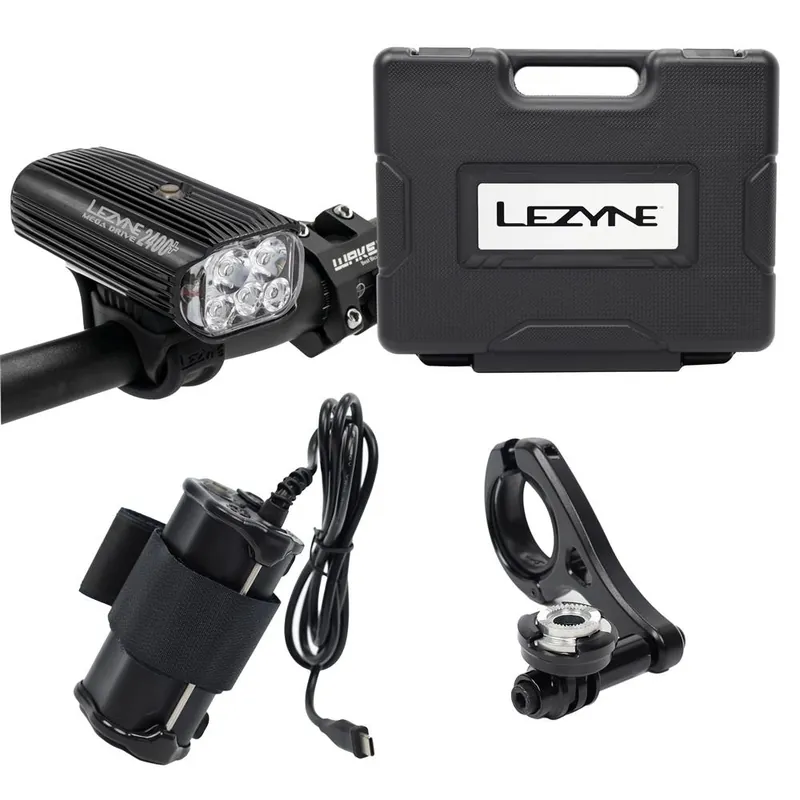 Wysoka jakość Lampka przednia Lezyne Mega Drive 2400+, 2400 lumenów, USB-C, czarna + Powerbank Infiniti Pack XL, walizka
